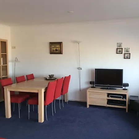 아파트 Katwijk 66