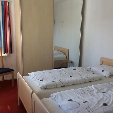 Katwijk 66 *
